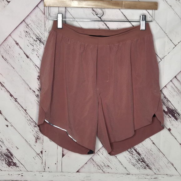 Lululemon Play On The Pleats Shorts 3" Auburn - Picture 1 of 4